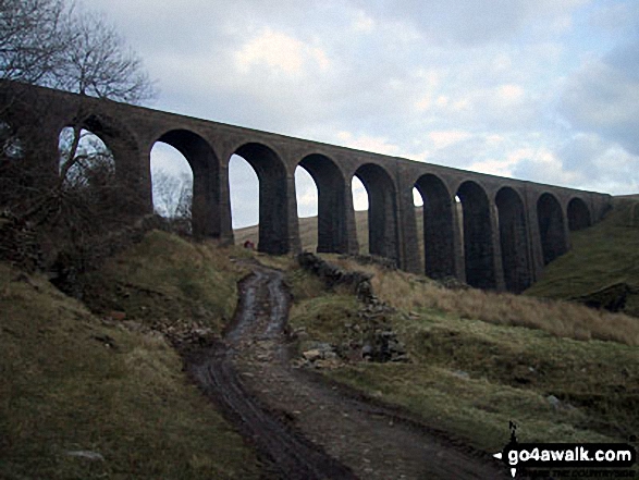 Walk c319 Cross Wold from Dent Railway Station - Arten Gill Beck Viaduct