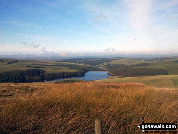 Walk d221 Shining Tor and Windgather Rocks from Errwood Reservoir, The Goyt Valley - Looking down onto Lamaload Reservoir from Shining Tor