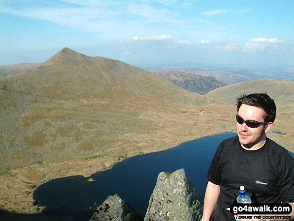 Walk c427 Helvellyn via Striding Edge from Patterdale - Swirral Edge, Catstye Cam and Red Tarn from Striding Edge