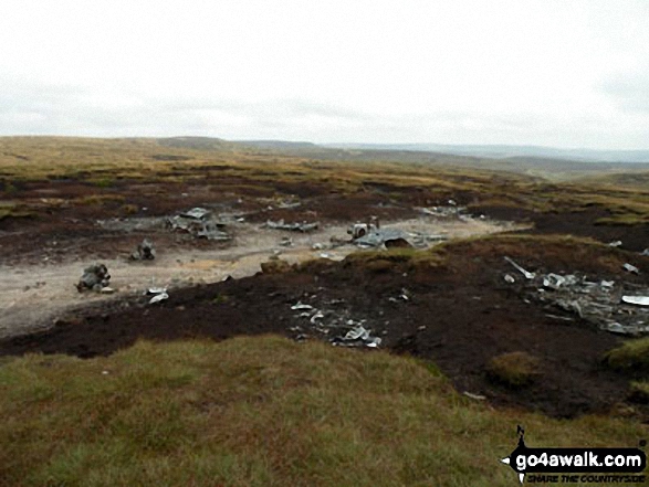 Walk d164 Barrow Stones, Grinah Stones, Bleaklow Stones and Bleaklow Head (Bleaklow Hill) from Woodhead - Plane Wreckage near The Wain Stones, Bleaklow Head (Bleaklow Hill)