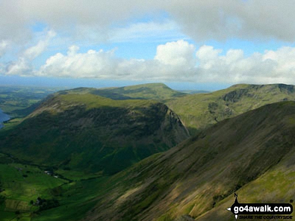 Walk c241 Great Gable and Honister Pass from Seatoller (Borrowdale) - Wast Water, Wasdale and Yewbarrow with Middle Fell (left) Seatallan (background centre), Red Pike (Wasdale) (right) and the shoulder of Kirk Fell (centre foreground) from Westmorland Cairn on Great Gable