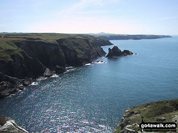 Walk pe128 Aber Rhigian from Newport - The Pembrokeshire Coast Path