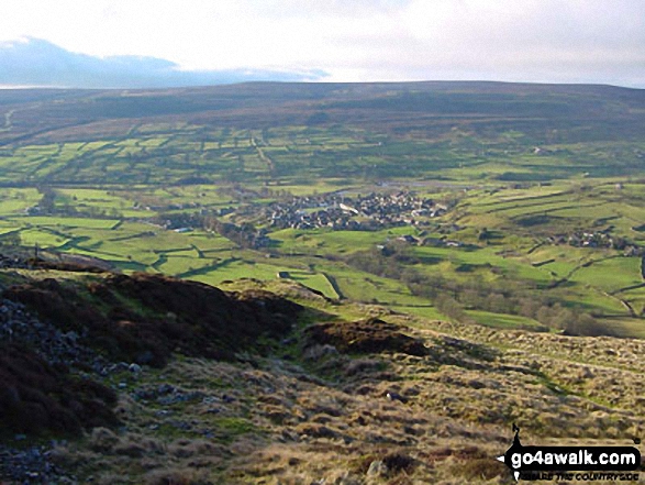 Walk ny174 Fremington Edge, Langthwaite and Arkengarthdale from Reeth - Reeth from Fremington Edge