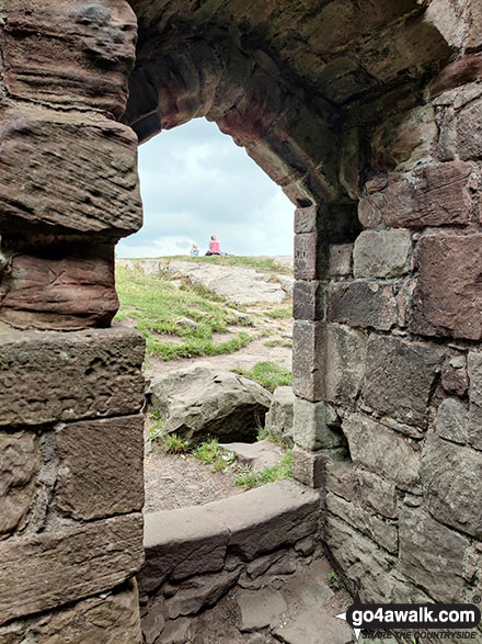 Walk ch151 The Sandstone Trail and The Shropshire Union Canal from Tiverton - Beeston Castle Inner Bailey