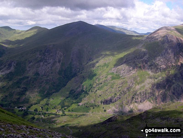 Walk gw117 Snowdon and Yr Aran via The Watkin Path from Bathania, Nantgwynant - Llanberis from Snowdon (Yr Wyddfa)