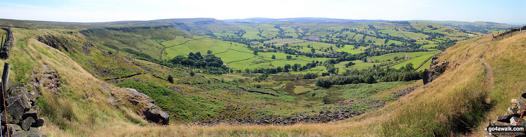 Looking North West towards Bag House Farm from Black Edge (Combs Moss)