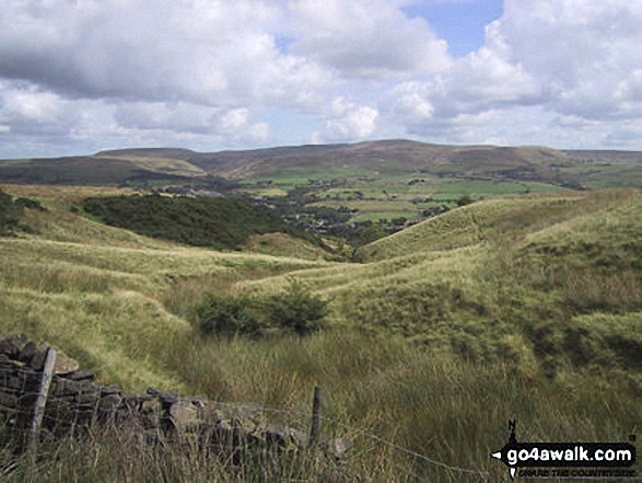 Looking East to Hail Storm Hill from Bull Hill (Holcombe Moor)