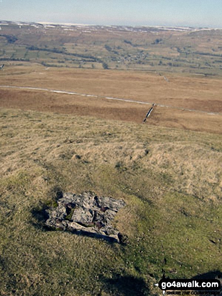 Walk ny160 Addlebrough and Thornton Rust from Askrigg, Wensleydale - Addlebrough trig point