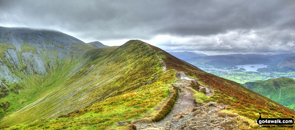 Skiddaw, Skiddaw (Little Man), Carl Side (left), Long Side, Longside Edge, Derwent Water and Dodd (Skiddaw) and the upper reaches of Southerndale from Ullock Pike