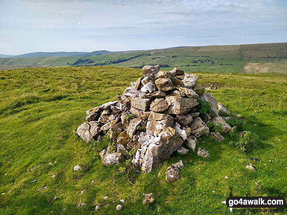 Walk d119 Eldon Hill (Perryfoot) from Peak Forest - Eldon Hill (Perryfoot) summit cairn