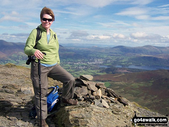 Walk c408 Grisedale Pike and Causey Pike from Braithwaite - Me on top of a fairly windy Grisedale Pike