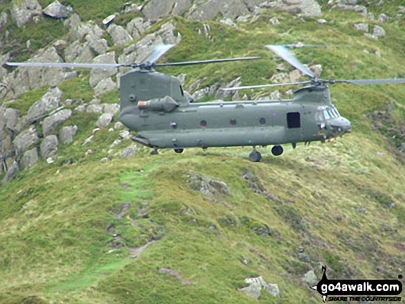 Chinook Helipcopter landing astride the Bwlch Eryl Farchog ridge