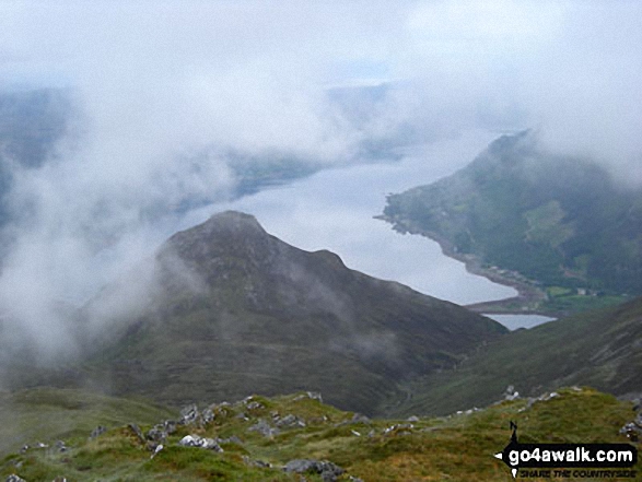 Sgurr an t-Searraich with Loch Duich beyond from Sgurr na Moraich