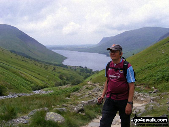 Climbing Scafell Pike via the Brown Tongue path with Illgill Head (left), Wast Water and Middle Fell (Wasdale) (right) in the background