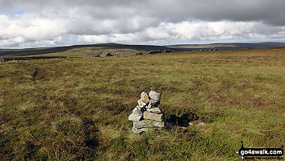 Walk n106 Killhope Law and Middlehope Moor from Allenheads - Middlehope Moor summit cairn