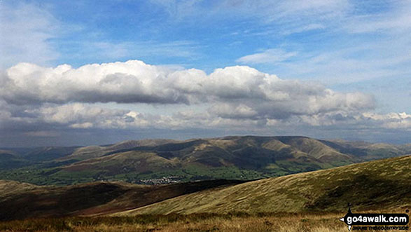 Walk c339 Calf Top from Barbon - The Howgills from Calf Top summit