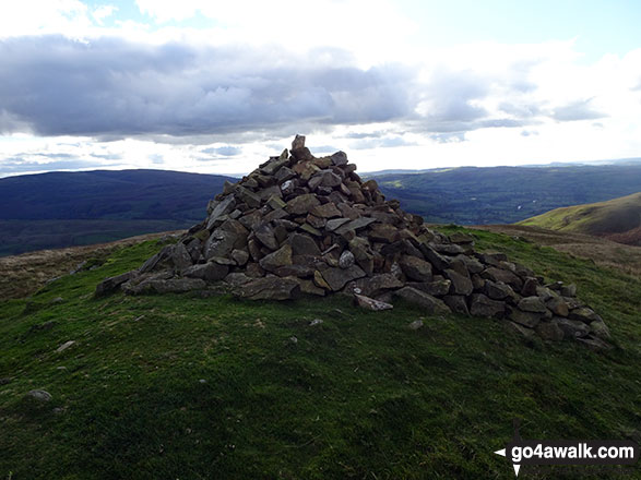 Crook (Howgills) summit cairn