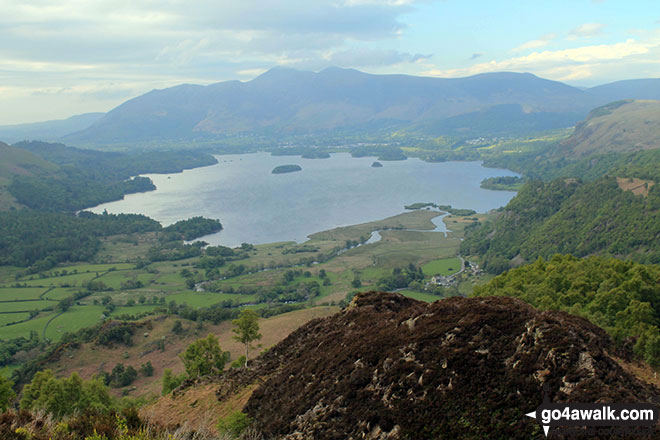 Walk c369 High Raise, Ullscarf and Grange Fell from Rosthwaite - Derwent Water, with Skiddaw and Blencathra beyond from the summit of King's How