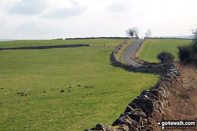 Walk d237 Youlgreave, Over Haddon, Bradford Dale and The River Wye from Bakewell - Noton Barn from Noton Barn Farm