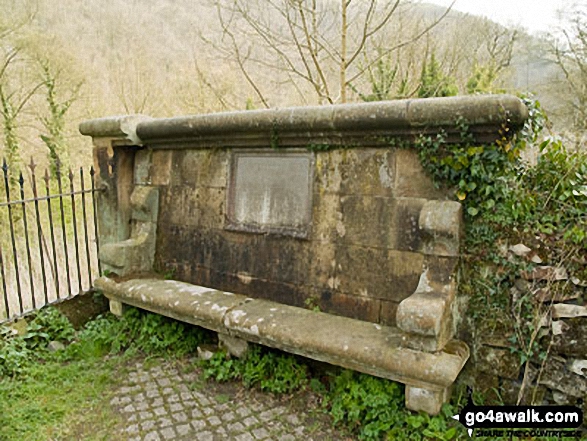 Walk d265 The Monsal Trail and Taddington from Wye Dale - Cressbrook Seat