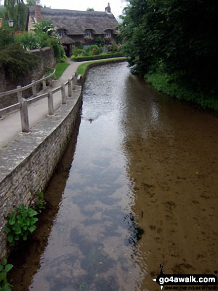 Walk ny242 Howl Dale from Thornton-le-Dale - Dalby Beck in Thornton-le-Dale