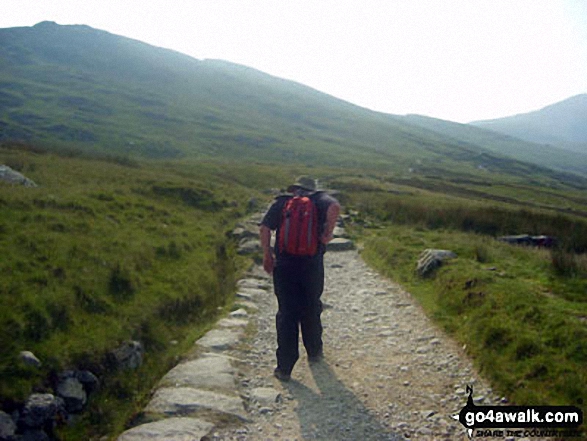 Walk gw107 Snowdon and Yr Aran from Rhyd-Ddu - Climbing Snowdon