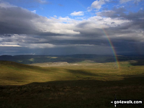 Walk ny154 Ingleborough and the Ingleton Waterfalls from Ingleton - Rainboow seen from the summit of Ingleborough