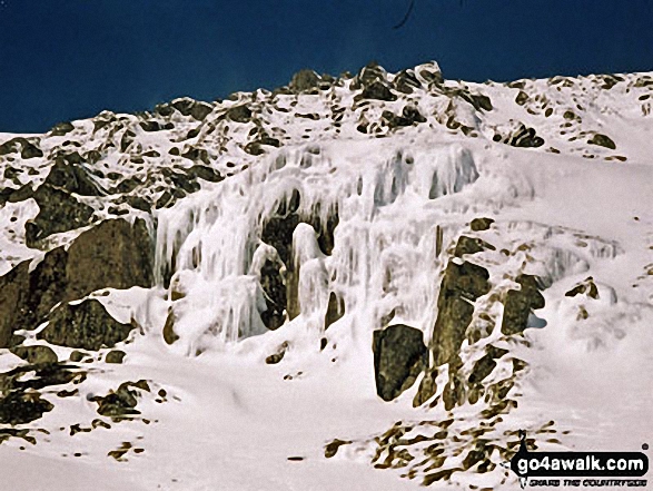 Walk gw136 The Snowdon (Yr Wyddfa) Horseshoe from Pen-y-Pass - Climbing Snowdon via the Pyg track