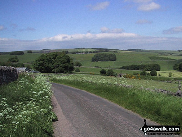 Walk d324 Tissington and Thorpe from Fenny Bentley - The Tissington Trail nr Tissington Village