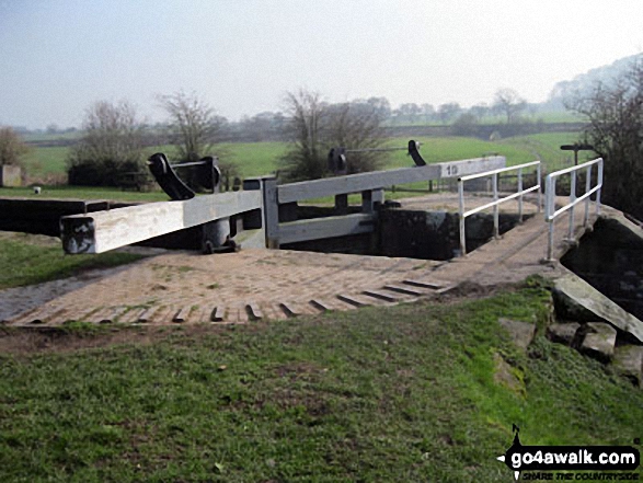 Walk ch151 The Sandstone Trail and The Shropshire Union Canal from Tiverton - Wharton's Lock on The Shropshire Union Canal