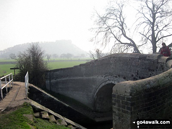 Walk ch151 The Sandstone Trail and The Shropshire Union Canal from Tiverton - Wharton's Lock on The Shropshire Union Canal with Beeston Castle in the background