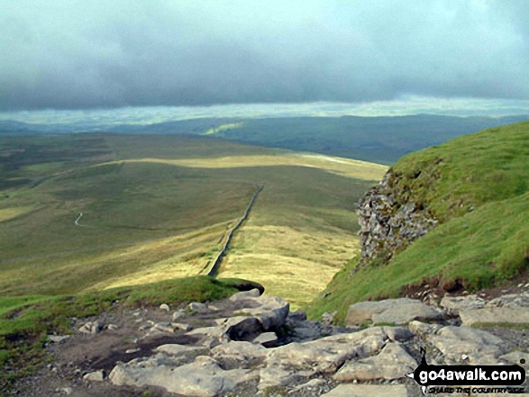 Walk ny135 Fountains Fell and Darnbrook Fell from Dale Head - Looking South from Pen-y-Ghent