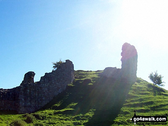 Walk n104 Drake Stone from Harbottle - Harbottle Castle