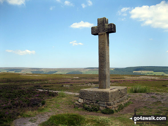 Walk ny222 Ana Cross and Appleton-le-Moor from Hutton-le-Hole - Ana Cross