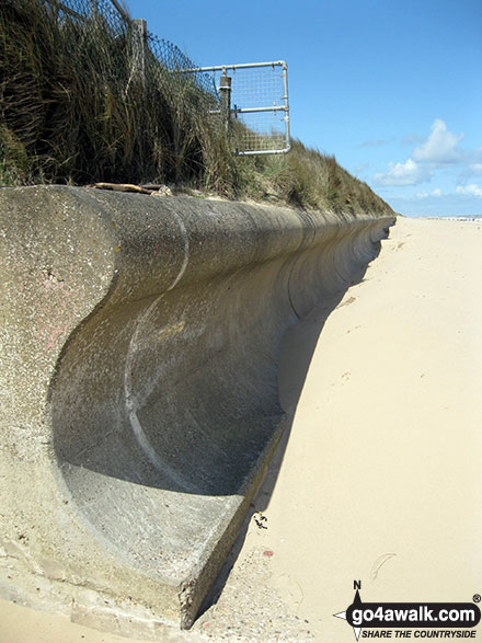 Walk nf126 South Wood from Winterton-on-Sea - Winterton Dunes National Nature Reserve