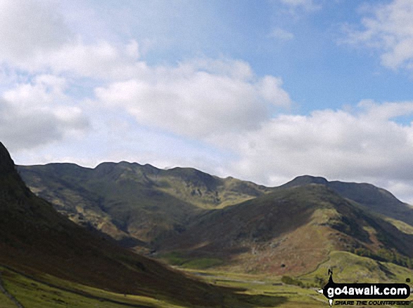 Crinkle Crags (South Top), Crinkle Crags (Long Top), Crinkle Crags (Gunson Knott), Shelter Crags, Shelter Crags, (North Top), The Band , Bow Fell (Bowfell) and Bow Fell (Bowfell) (North Top) from Stool End, Great Langdale