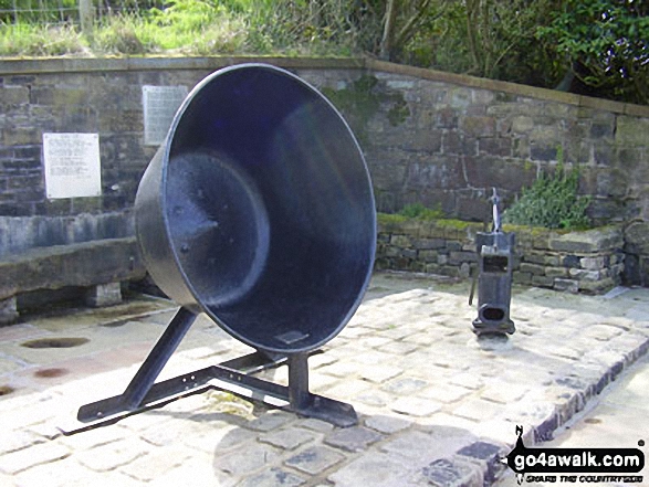 Jam Pan Memorial, Trawden