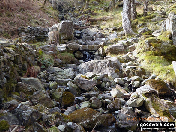 Stone bridge across Nant Cadair on the Minffordd Path