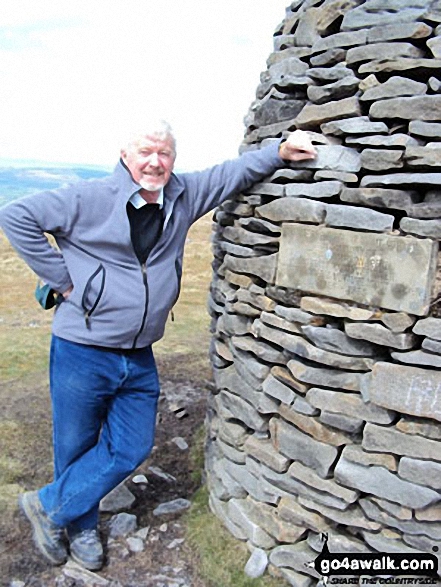 Walk l127 Pendle Hill and Stang Top Moor from Barley - The Big Cairn on Pendle Hill (Beacon Or Big End)