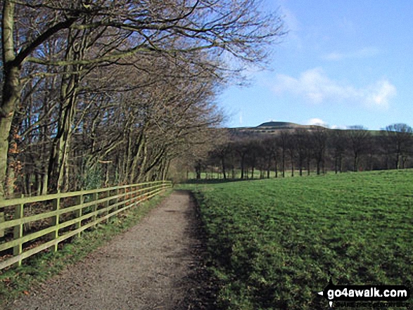 Walk l110 Rivington Pike from Great House Information Centre, Rivington Lane - Rivington Country Park