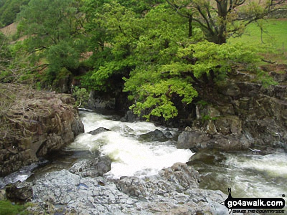 Walk c369 High Raise, Ullscarf and Grange Fell from Rosthwaite - Stonethwaite beck in the Langstrath Valley