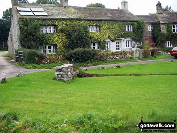 Walk ny195 Kelber Gate and Conistone from Grassington - Skirethorns, Threshfield, nr 