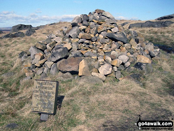 Cairn marking The Aiggin Stone and The Pennine Way, Blackstone Edge Moor