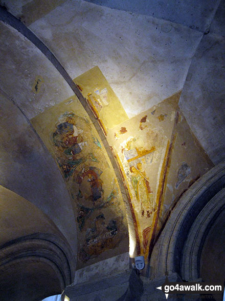 Walk nf101 Pulls Ferry and The River Wensum from Norwich - Original paintings on the ceiling of Norwich Cathedral