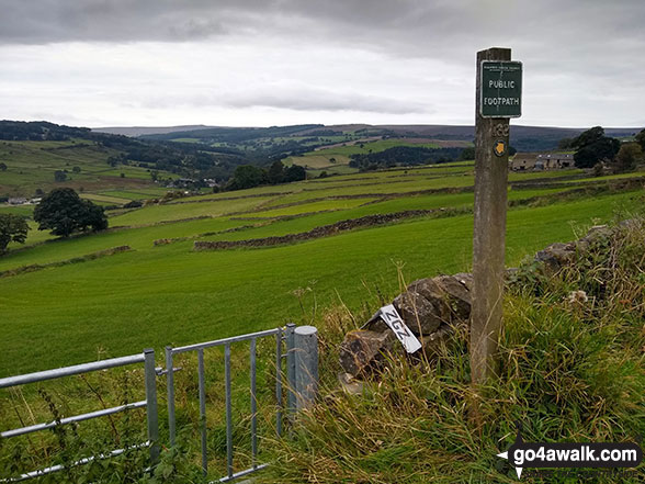 Walk sy101 Onesmoor (Kirk Edge) from Low Bradfield - Low Bradfield valley from above Peck Hall Farm