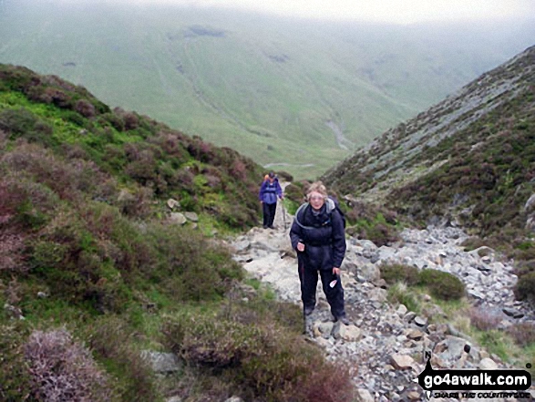 Walk c456 Fleetwith Pike, Hay Stacks, Brandreth and Grey Knotts from Honister Hause - Jenny and Brenda climbing out of Ennerdale via Loft Beck