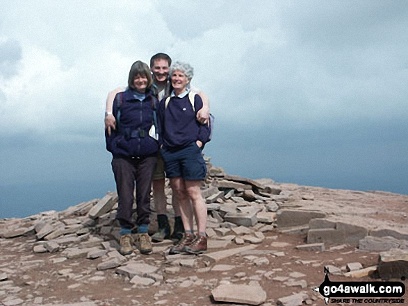 Walk po107 Y Gyrn, Corn Du and Pen y Fan from The Storey Arms Outdoor Centre - Jenny, Betty and myself in the middle on Pen Y Fan