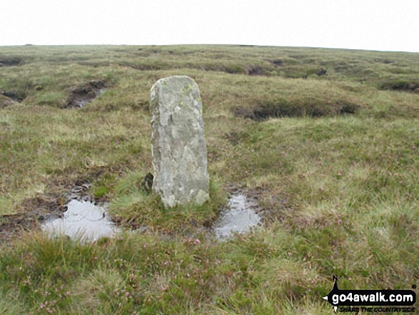 Walk du114 Three Pikes and Burnhope Seat from Burnhope Reservoir - Boundary Stone on Three Pikes