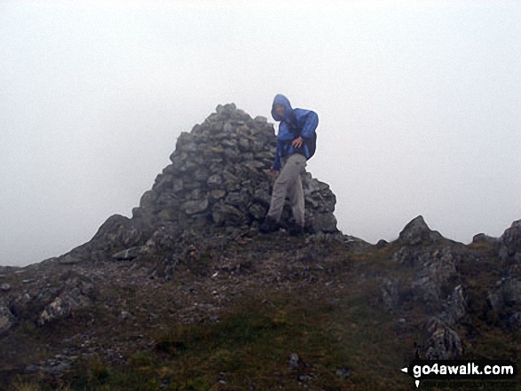 Walk gw149 Glasgwm and Pen y Brynfforchog from Cwm Cywarch - Glasgwm summit just as the mist closed in