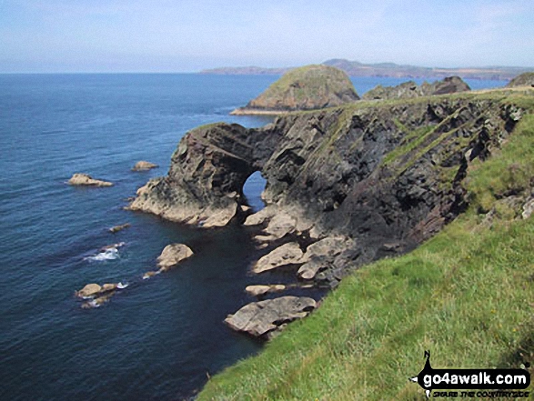 Walk pe128 Aber Rhigian from Newport - The Pembrokeshire Coast Path